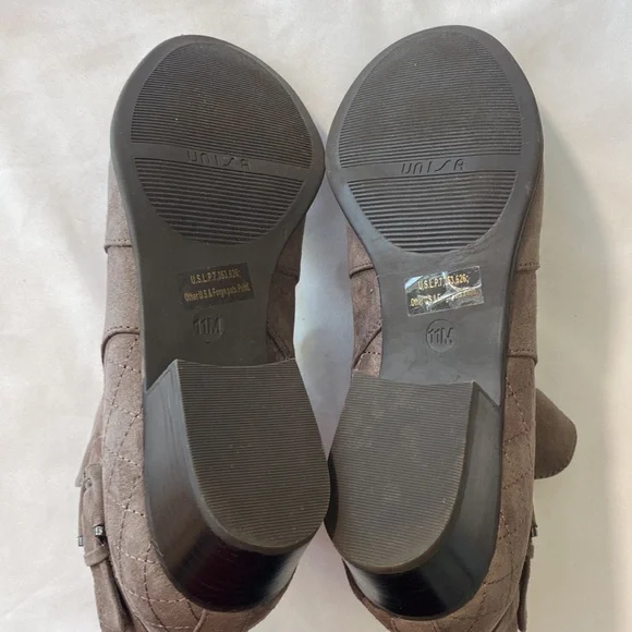 Unisa woman’s ankle boots size 11M - Picture 7 of 9